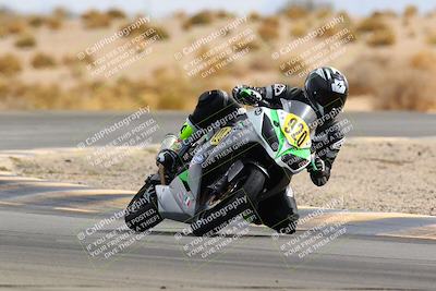 media/Feb-27-2022-CVMA (Sun) [[a3977b6969]]/Race 6 500 Supersport-350 Supersport (Holeshot)/